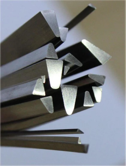 Fil de profil Inox pour équipement de fabrication de papier